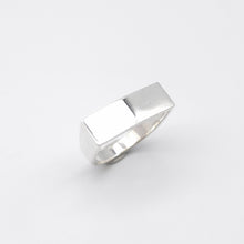 Load image into Gallery viewer, Flat Top Ring 7mm