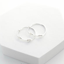 Load image into Gallery viewer, Knotted Hoop Earrings 1.5mm x 30mm