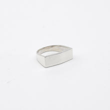 Load image into Gallery viewer, Flat Top Ring 7mm
