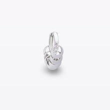 Load image into Gallery viewer, Dangling Rings Huggie Earrings 22mm