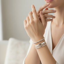 Load image into Gallery viewer, Ball Bangle 4mm

