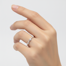 Load image into Gallery viewer, Sterling Silver Oval and Cz Ring Band
