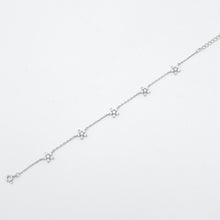 Load image into Gallery viewer, Cubic Zirconia Flower Bracelet

