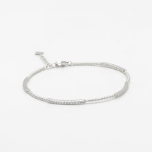 Load image into Gallery viewer, Cubic Zirconia and Ball Barrel Bracelet
