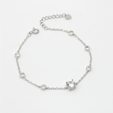 Load image into Gallery viewer, Cubic Zirconia Drops Bracelet
