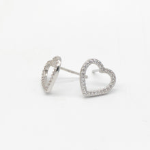 Load image into Gallery viewer, Heart Stud Earrings
