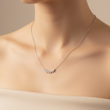 Load image into Gallery viewer, Glittering Necklace
