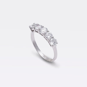 Ring with round clear cubic zirconias