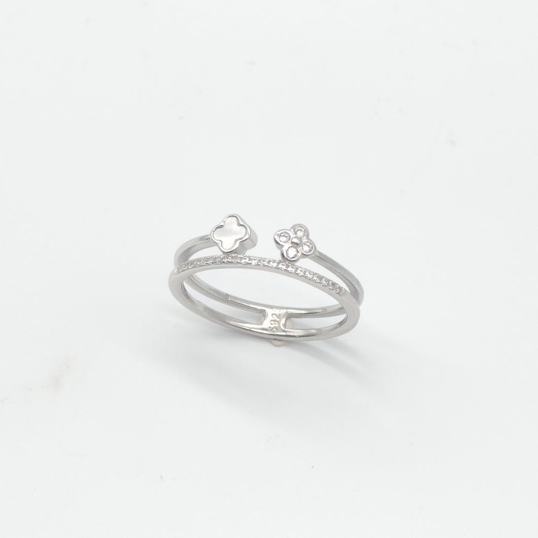 Mother of Pearl Floral Ring